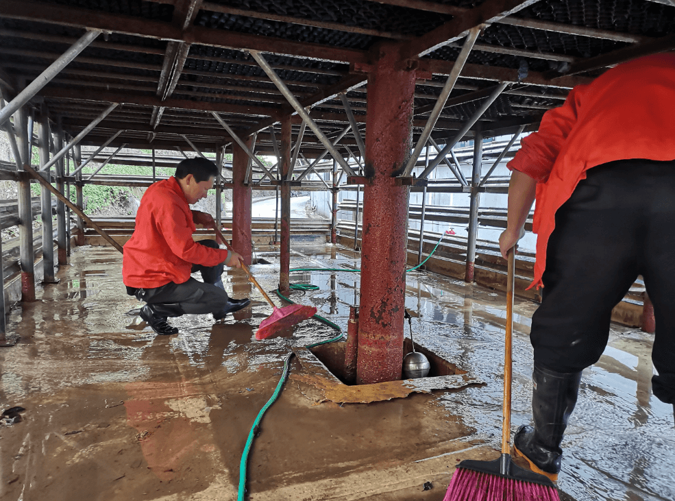 为什么要定期清洗冷却塔